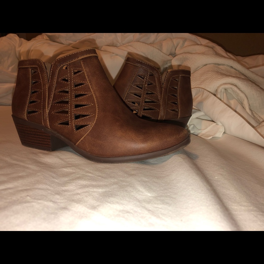 Soda Perforated Booties